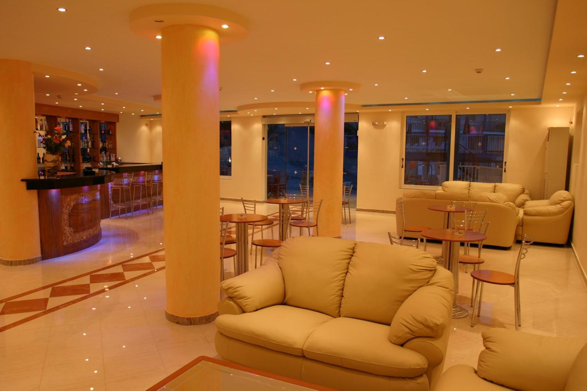 Christina Apartments Tsilivi  Extérieur photo